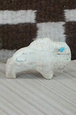 Buffalo Zuni Fetish Carving - Kevin Quam