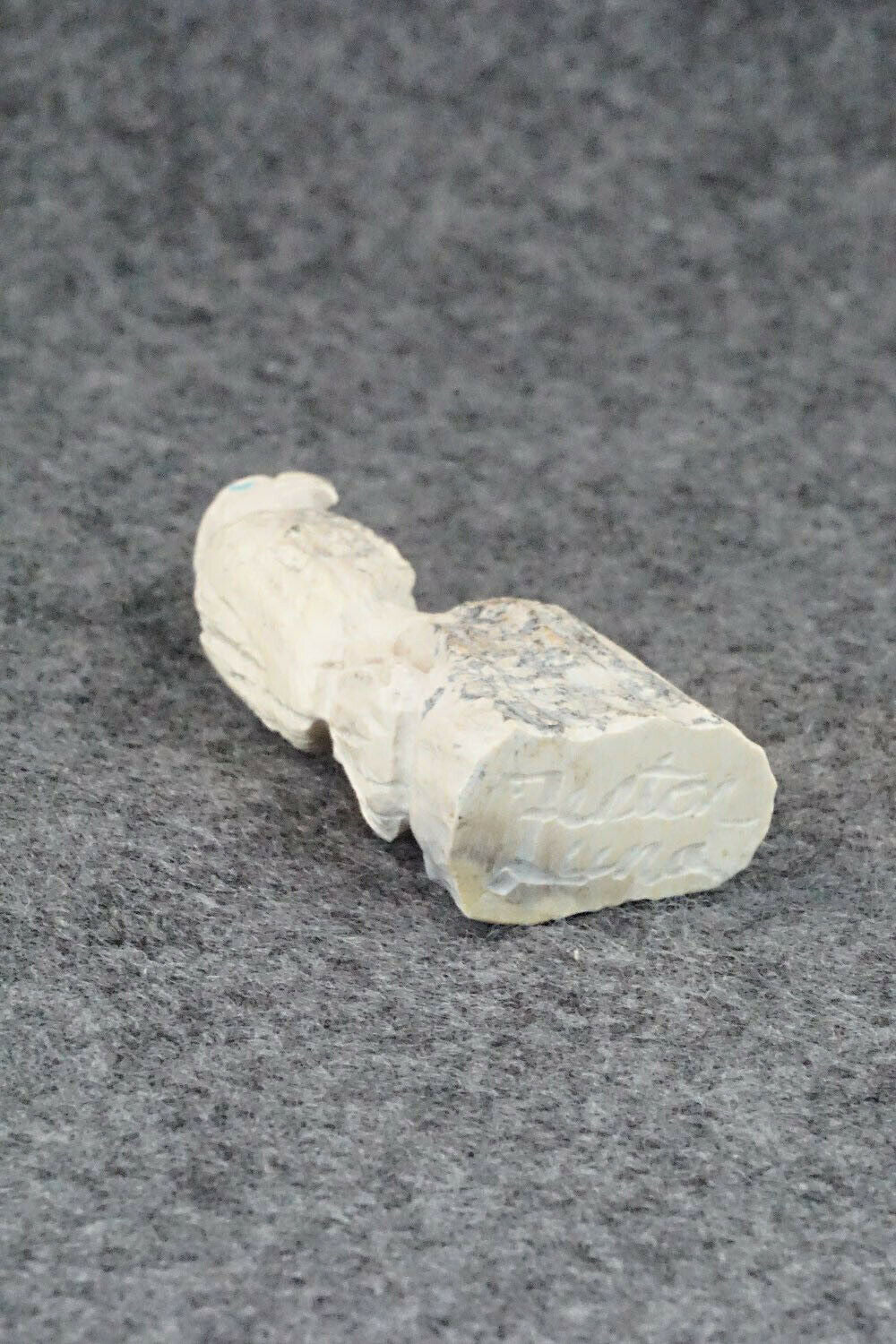 Eagle Zuni Fetish Carving - Fenton Luna