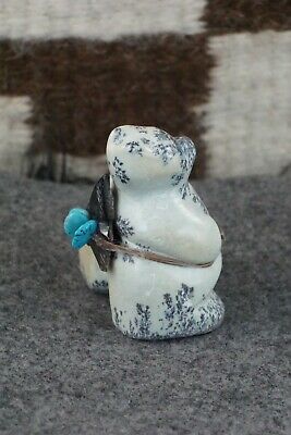 Bear Zuni Fetish Carving - Ariane Quam