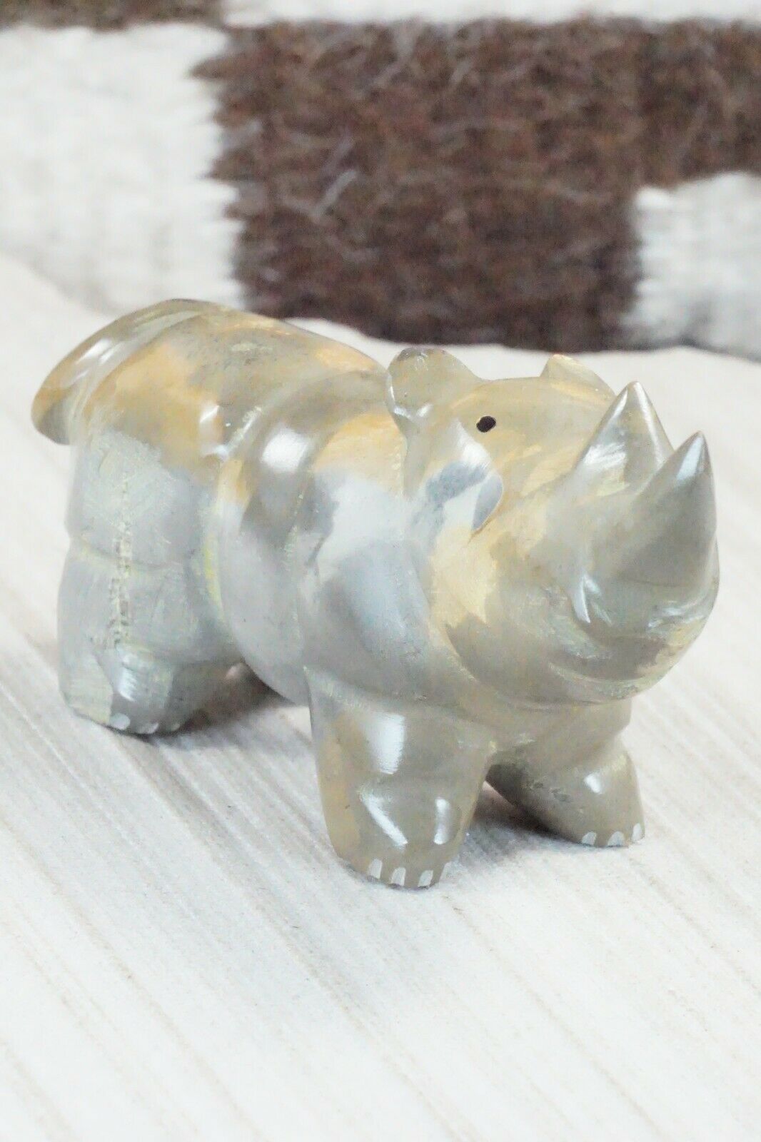 Rhino Zuni Fetish Carving - Enrike Leekya