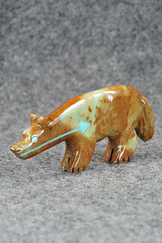Wolf Zuni Fetish Carving - Andres Quandelacy