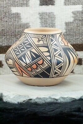 Hopi Pottery - Alta Yesslith