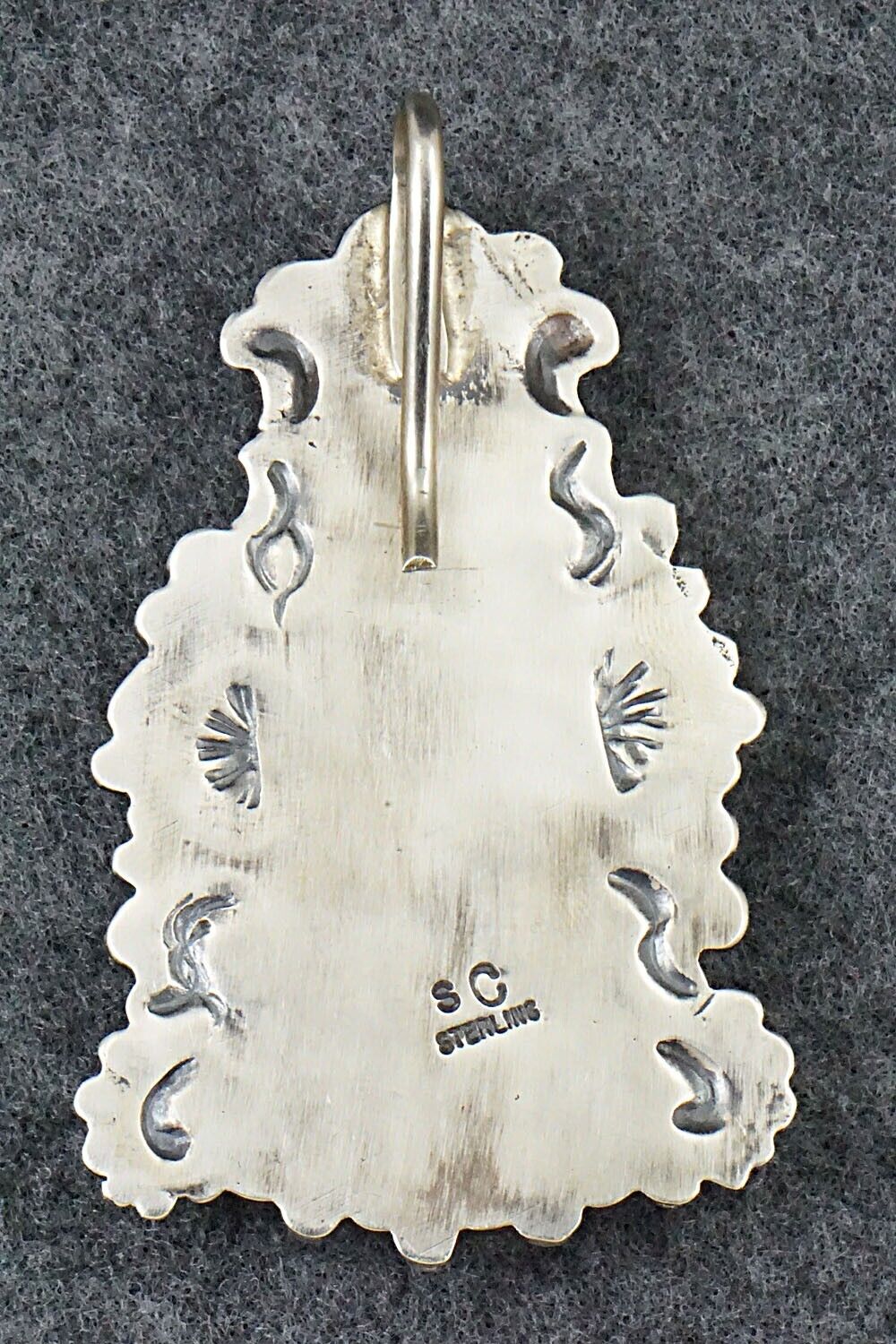 Spiny Oyster, Turquoise & Sterling Silver Pendant - Shawn Cayatineto