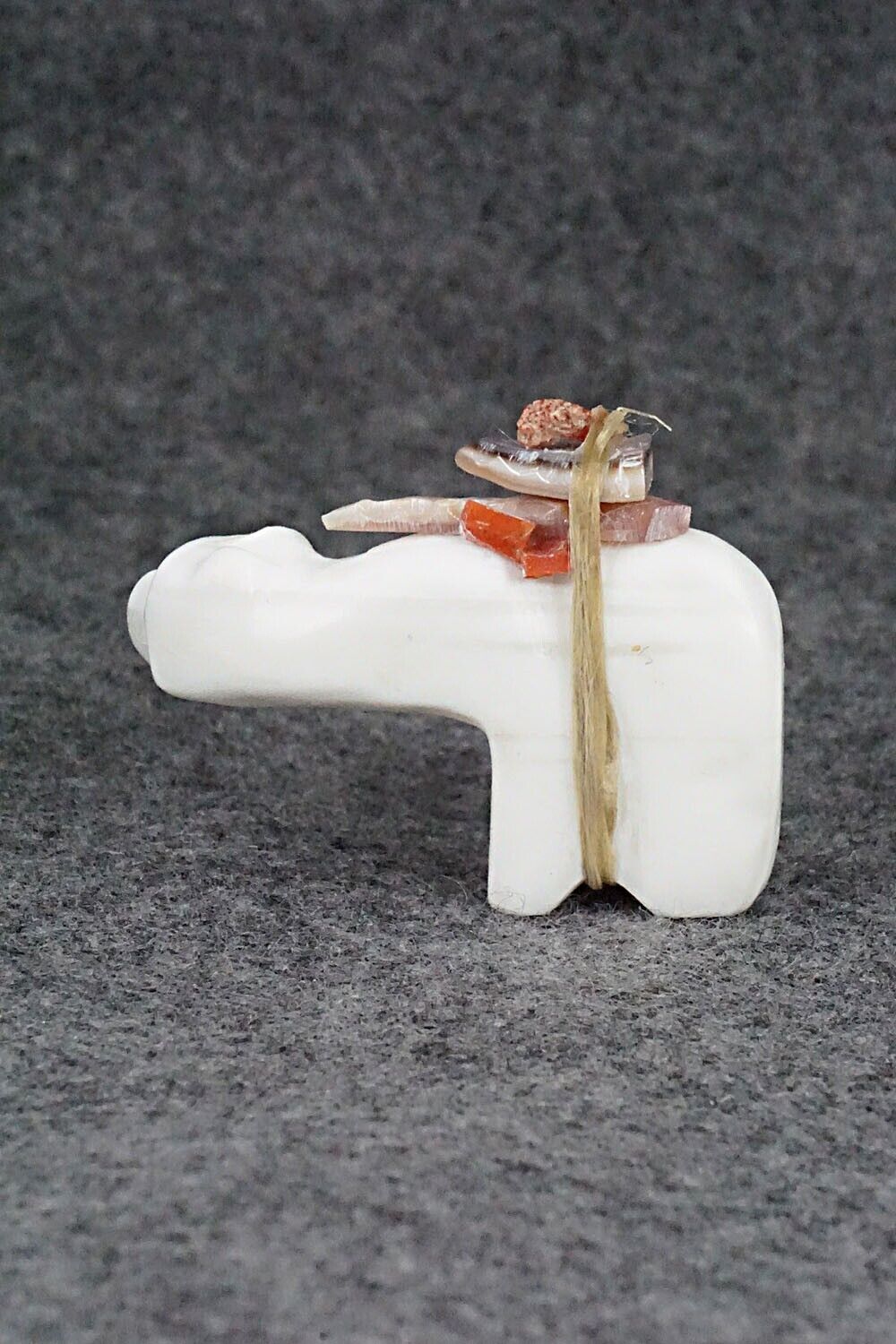 Bear Zuni Fetish Carving - Lance Deysee