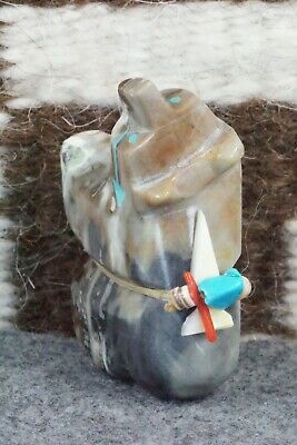 Bear Zuni Fetish Carving - Stewart Alanzo