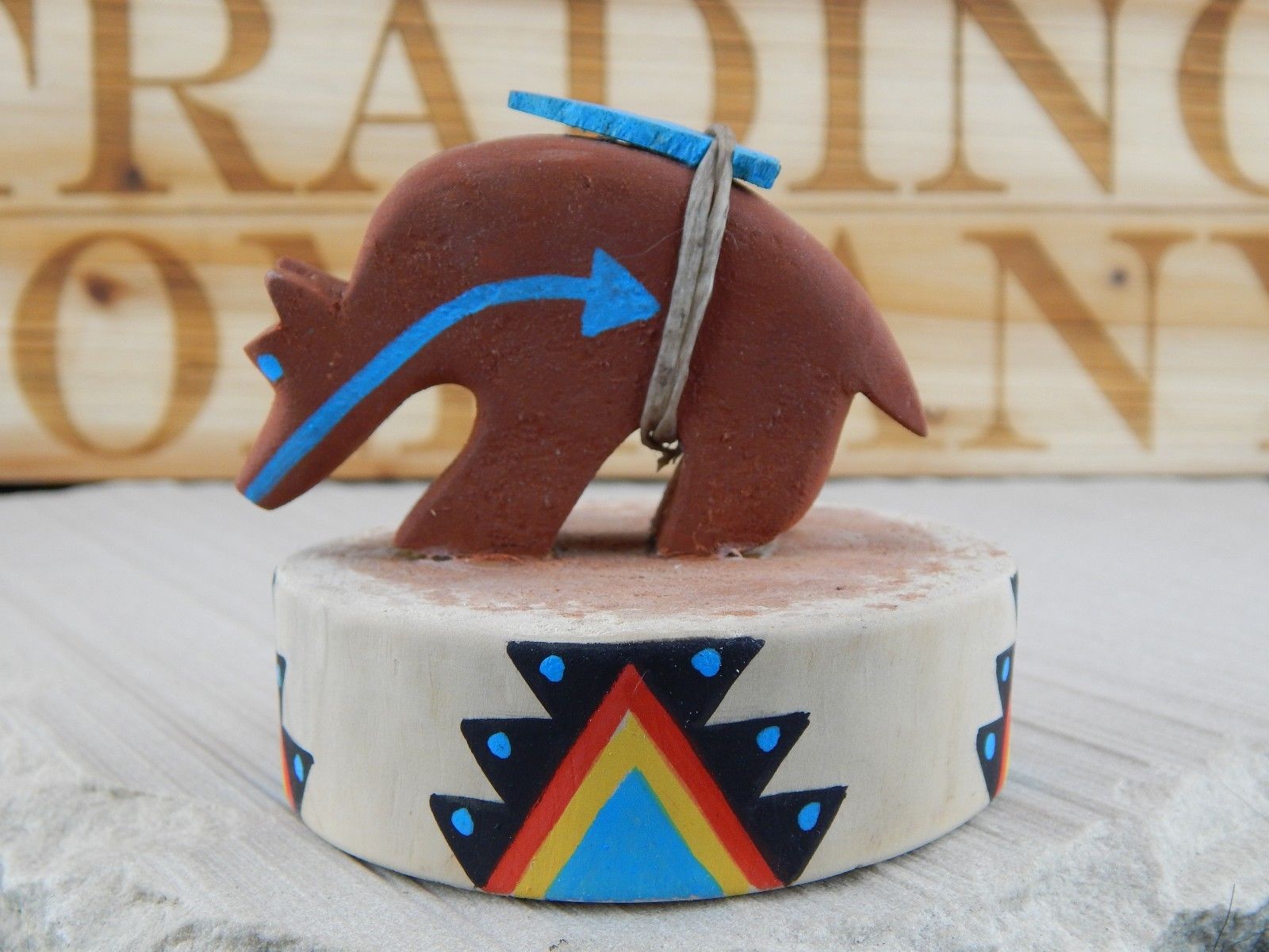 Bear Zuni Fetish Carving - Eldred Sanchez - High Lonesome Trading