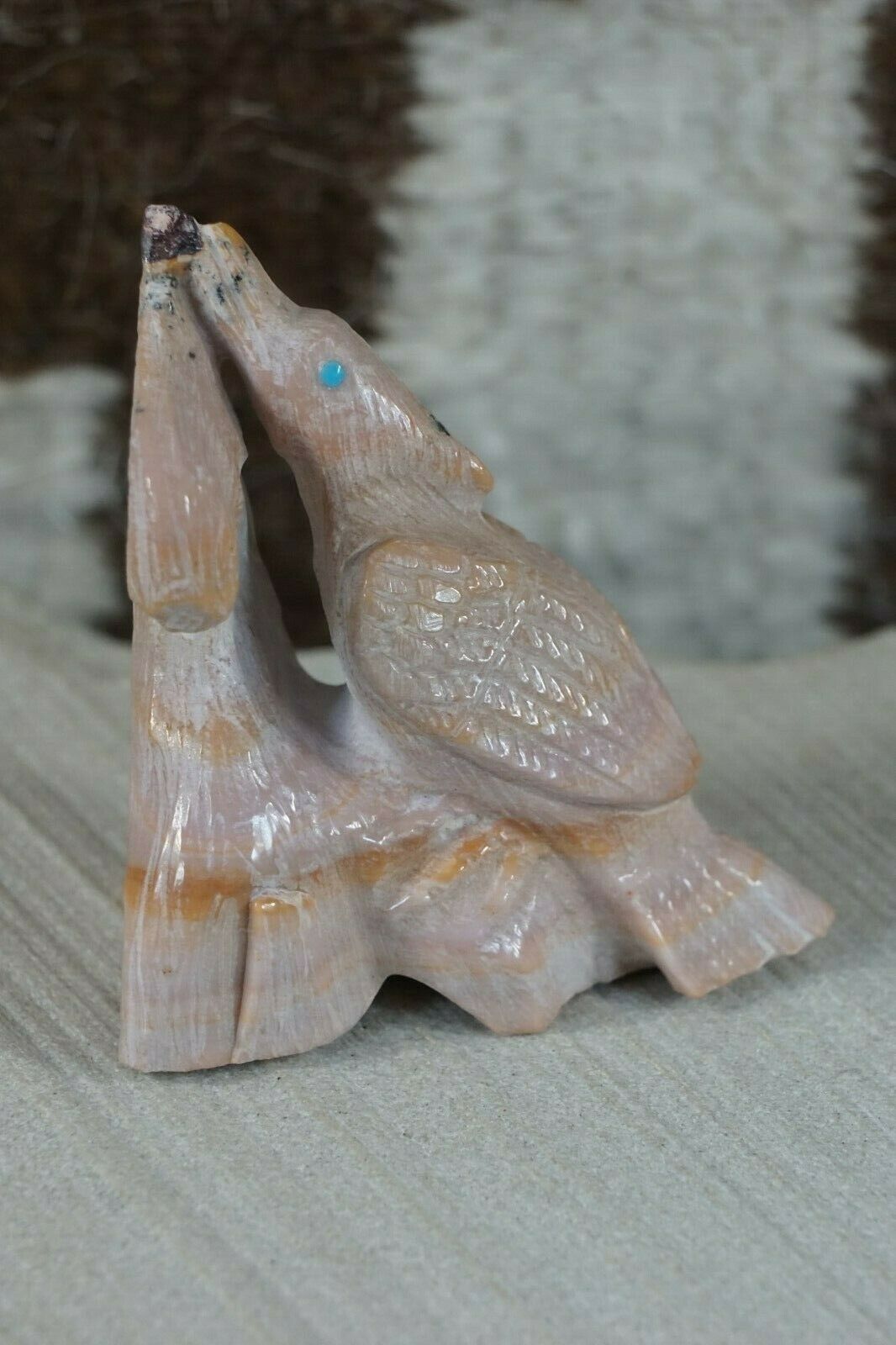 Cardinal Zuni Fetish Carving - Derrick Kaamasee - High Lonesome Trading