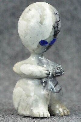 Alien Zuni Fetish Carving - Jonas Hustito