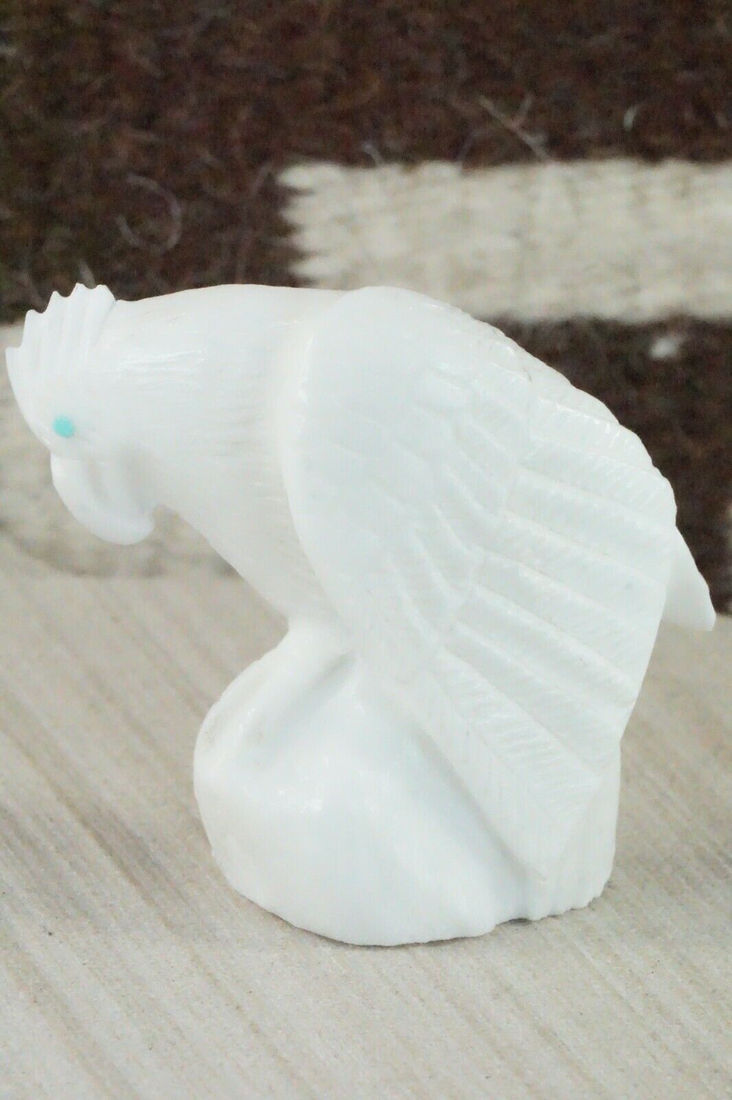 Bird Zuni Fetish Carving - Derrick Kaamasee