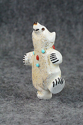 Bear Zuni Fetish Carving - Claudia Peina