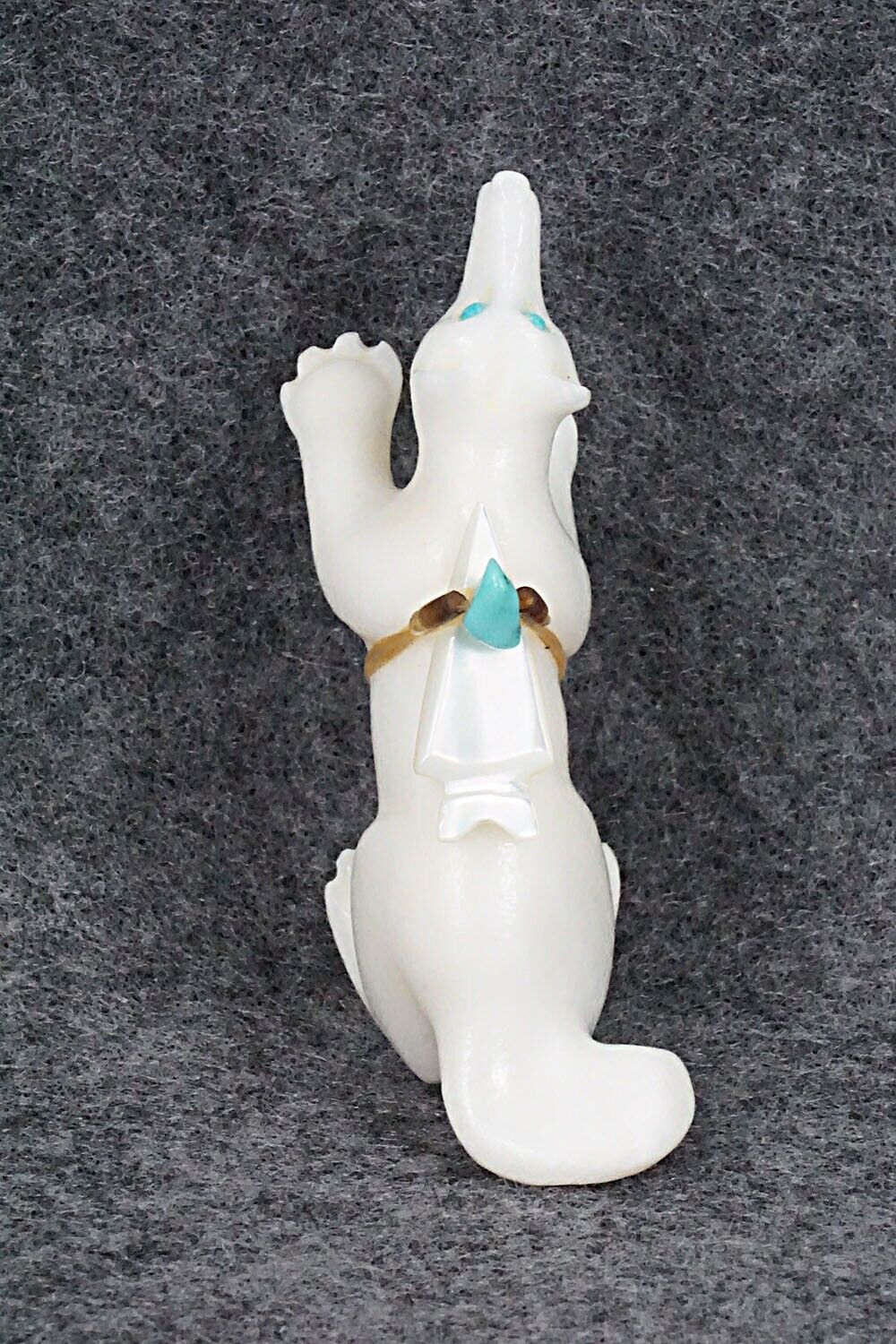 Wolf Zuni Fetish Carving - Albert Eustace