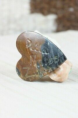 Bear Zuni Fetish Carving - Della Haloo - High Lonesome Trading