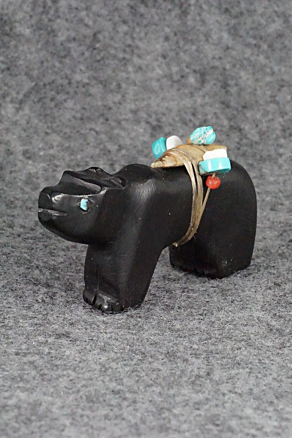Bear Zuni Fetish Carving - Narrin Bowannie