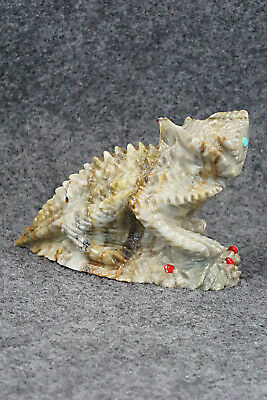 Horned Toad Zuni Fetish Carving - Ben Kamaasee