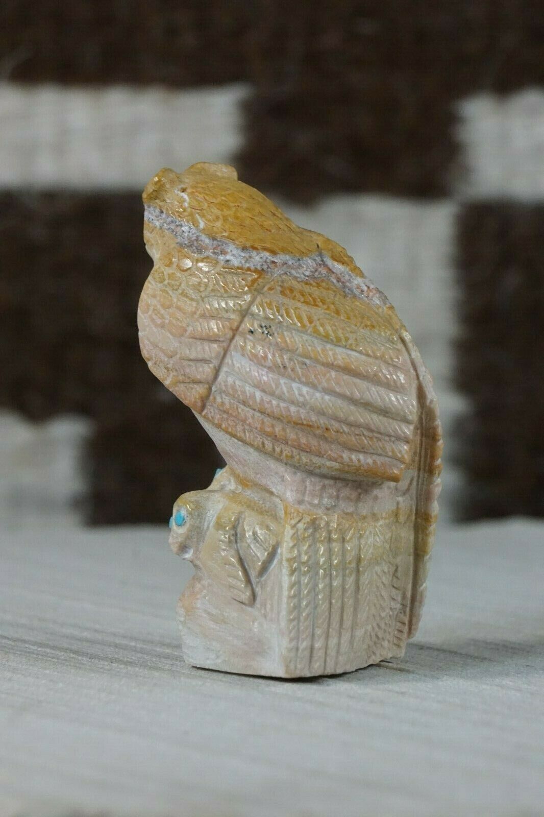 Owl Zuni Fetish Carving - Derrick Kaamasee - High Lonesome Trading