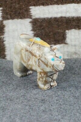 Bear Zuni Fetish Carving - Taylor Gia