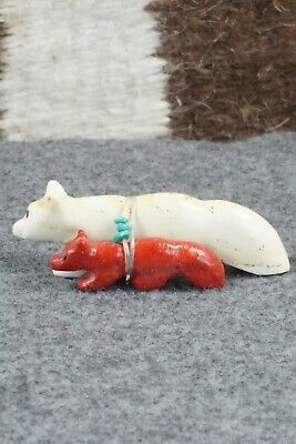 Fox Zuni Fetish Carving - Cheryl Beyuka