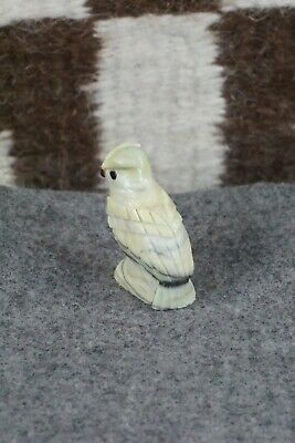 Owl Zuni Fetish Carving - Edison Bobelu