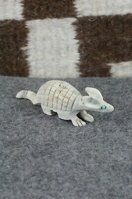 Armadillo Zuni Fetish Carving - Dana Malani