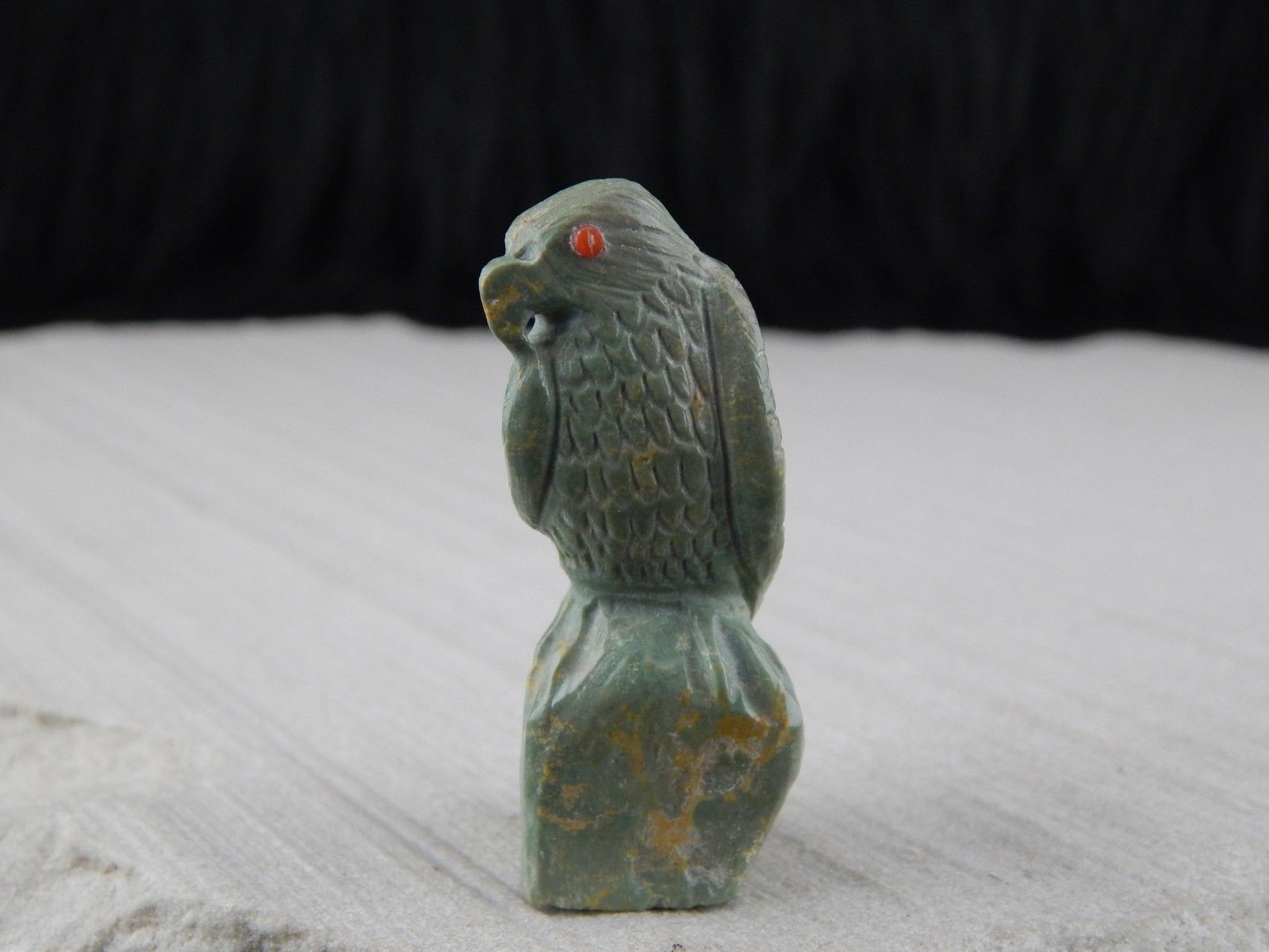 Eagle Zuni Fetish Carving - Derrick Kaamasee - High Lonesome Trading