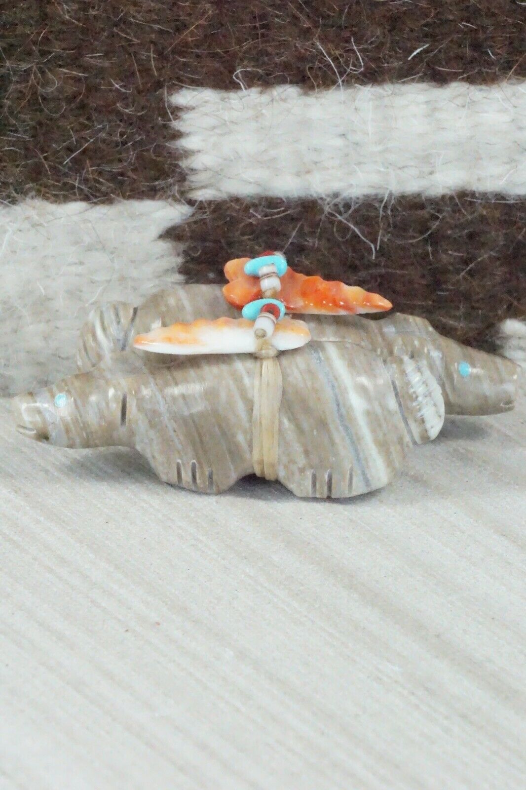Wolf Zuni Fetish Carving - Peter Gasper