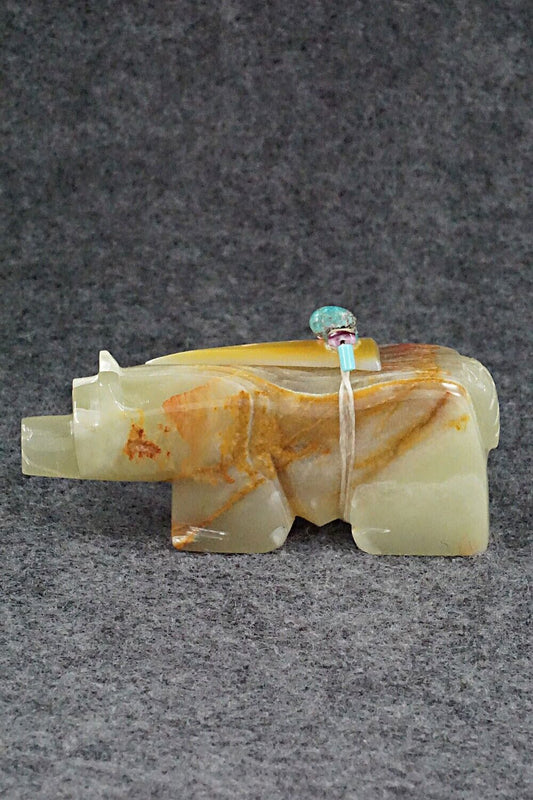 Bear Zuni Fetish Carving - Alex Tsethlikai