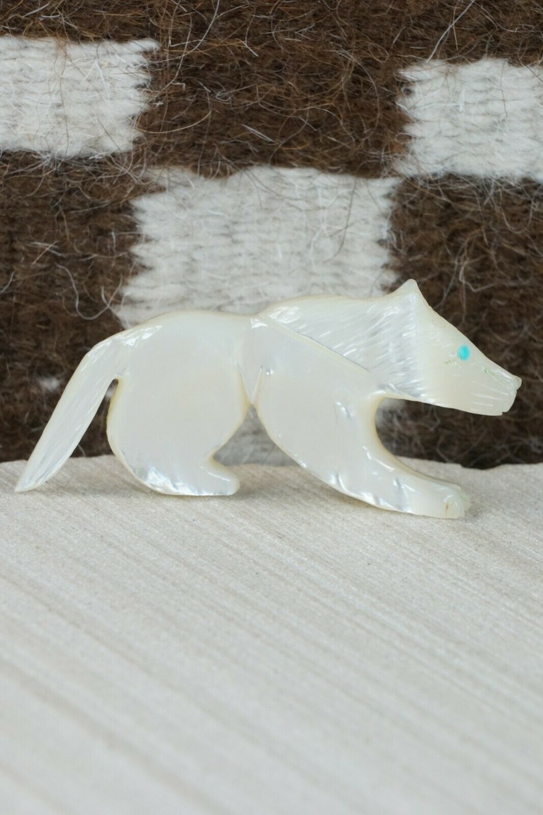 Wolf Zuni Fetish Carving - Jonas Hastito