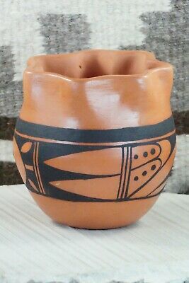 Hopi Pottery - D. Tsiny