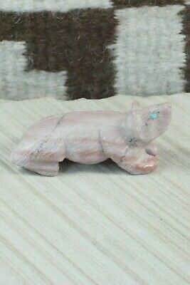 Badger Zuni Fetish Carving - Derrick Kaamasee