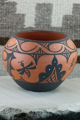 Zuni Pottery - Darla Westika