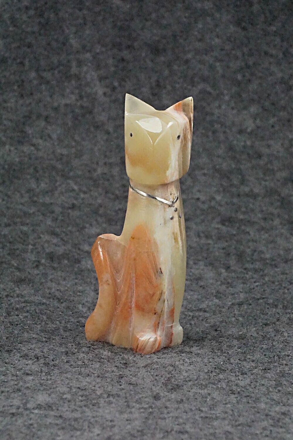 Cat Zuni Fetish Carving - Kenny Chavez