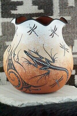 Zuni Pottery - Lorenda Cellicion