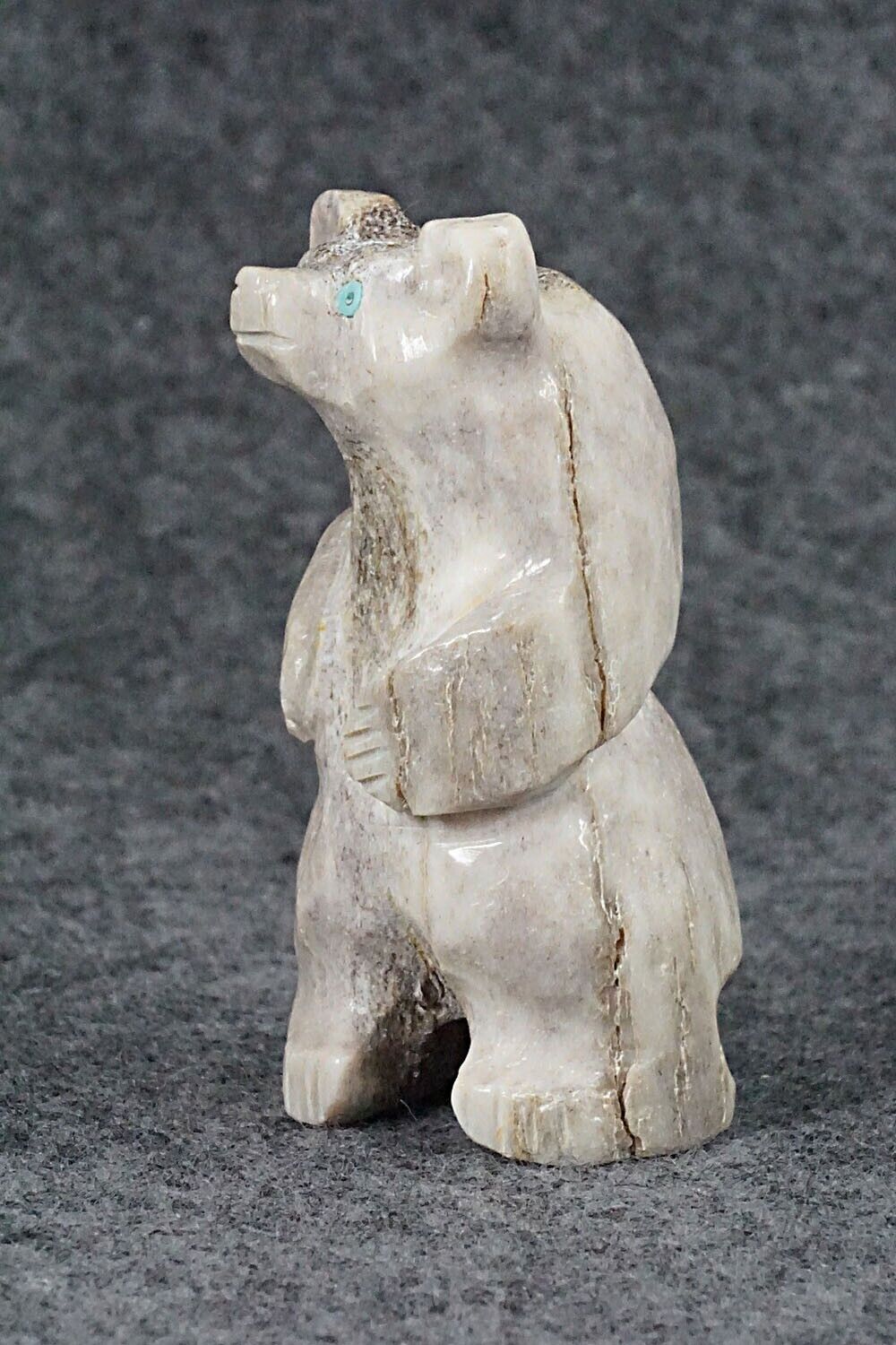 Bear Zuni Fetish Carving - Allison White