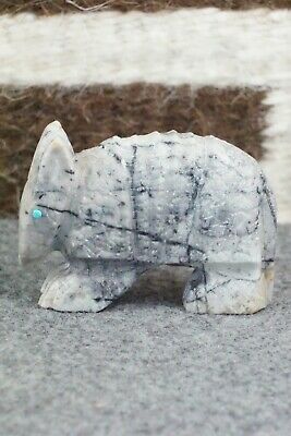 Armadillo Zuni Fetish Carving - Derrick Kaamasee