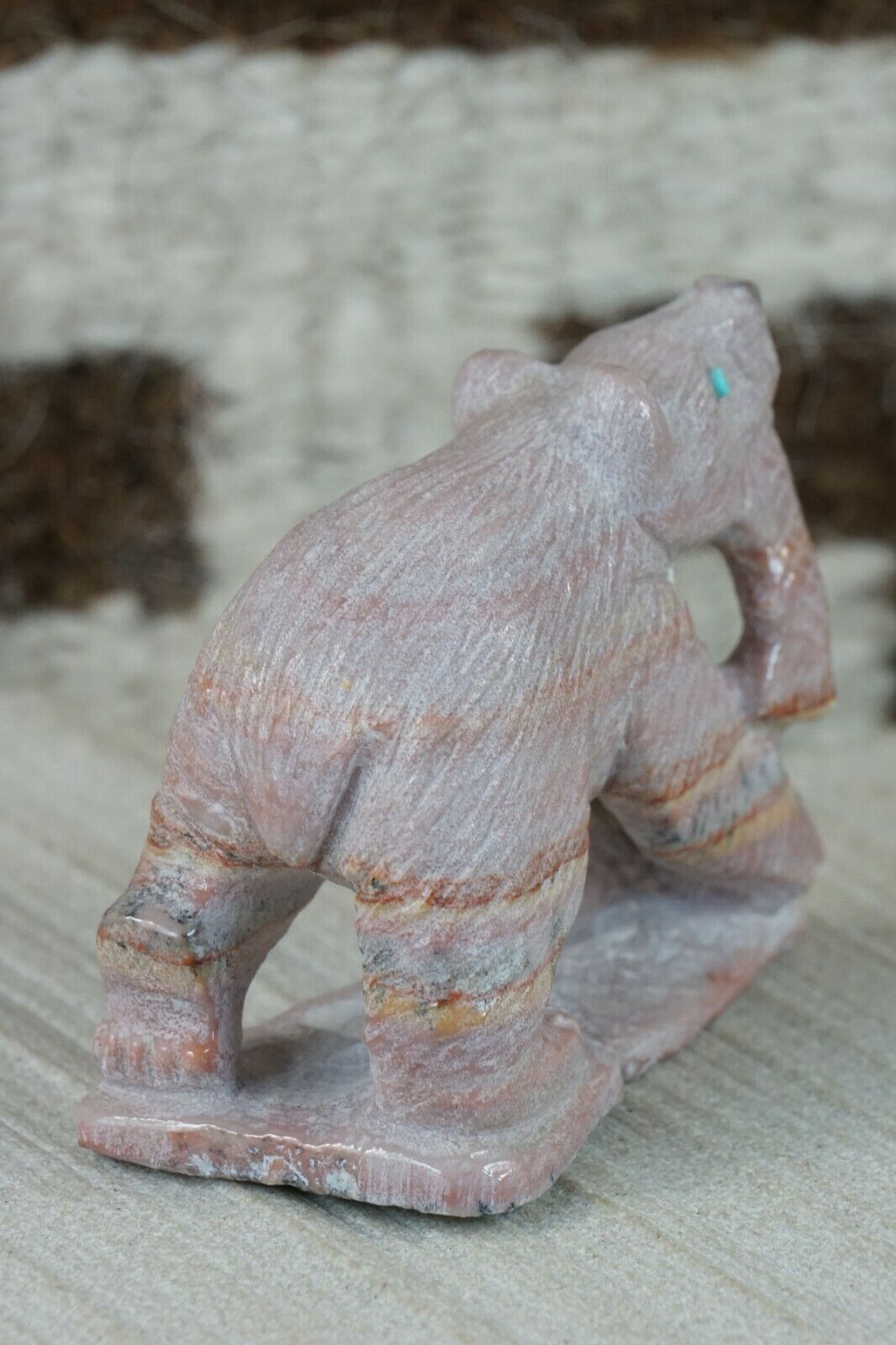 Bear Zuni Fetish Carving - Derrick Kaamasee - High Lonesome Trading