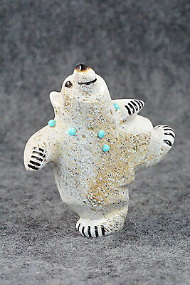 Bear Zuni Fetish Carving - Claudia Peina
