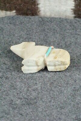 Bear Zuni Fetish Carving - Luey Cooeyate