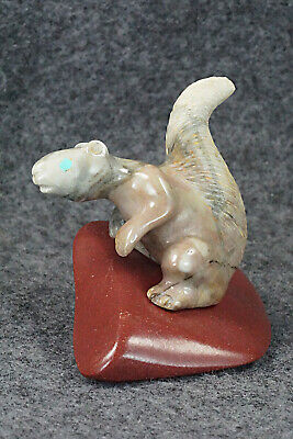 Squirrel Zuni Fetish Carving - Albert Eustace