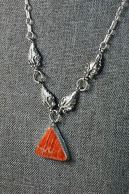 Navajo Spiny Oyster & Sterling Silver Necklace - Verley Betone
