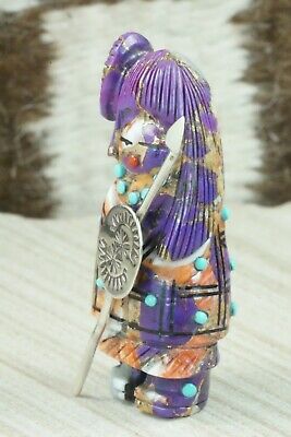Hunter Zuni Fetish Carving - Claudia Peina