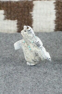 Bear Zuni Fetish Carving - Claudia Peina