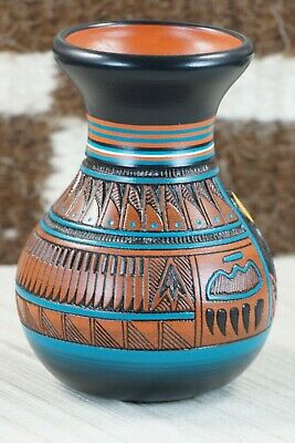Navajo Pottery - Herman Oliver