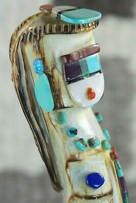 Corn Maiden Zuni Fetish Carving - Roger Shebola