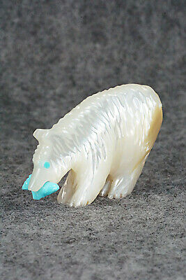 Bear Zuni Fetish Carving - Andres Quandelacy