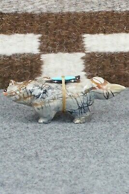 Wolf Zuni Fetish Carving - Freddie Leekya