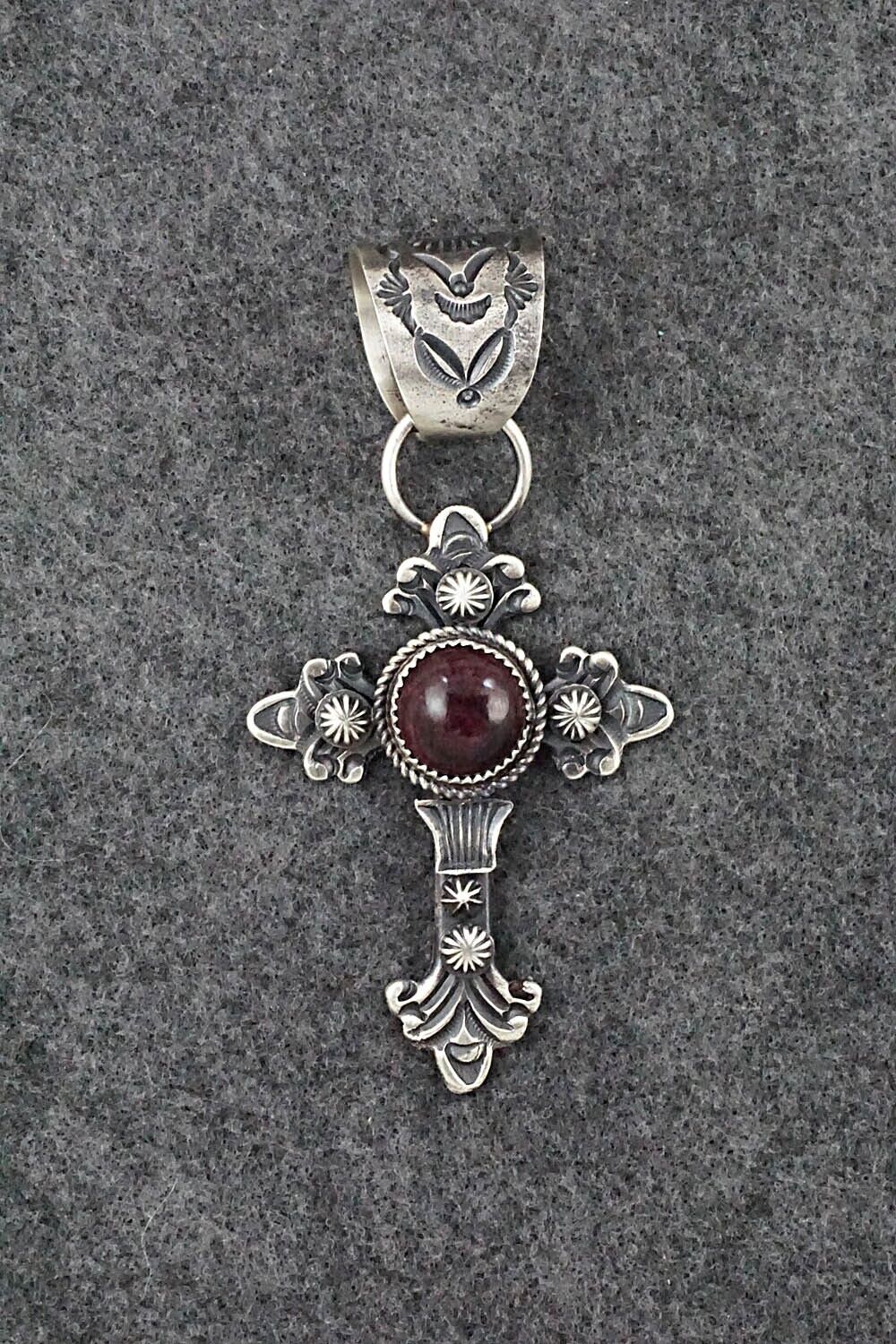 Spiny Oyster and Sterling Silver Pendant - Eva Billah