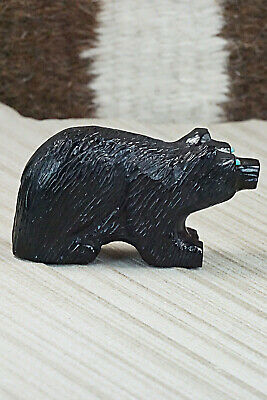 Bear Zuni Fetish Carving - Mike Tucson