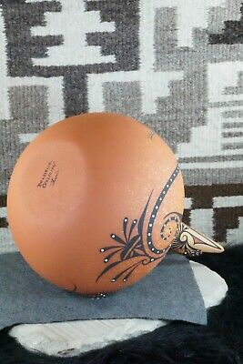 Zuni Pottery - Deldrick Cellicion