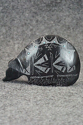 Bear Zuni Fetish Carving - Gerald Peina