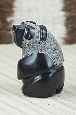 Bear Zuni Fetish Carving - Reynold Lunasee